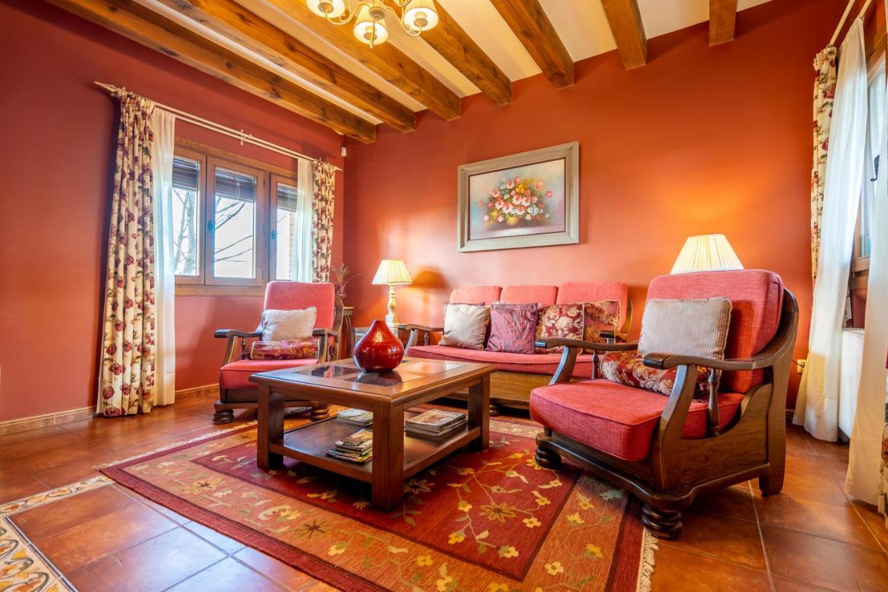 A Toca En Segovia Country house *